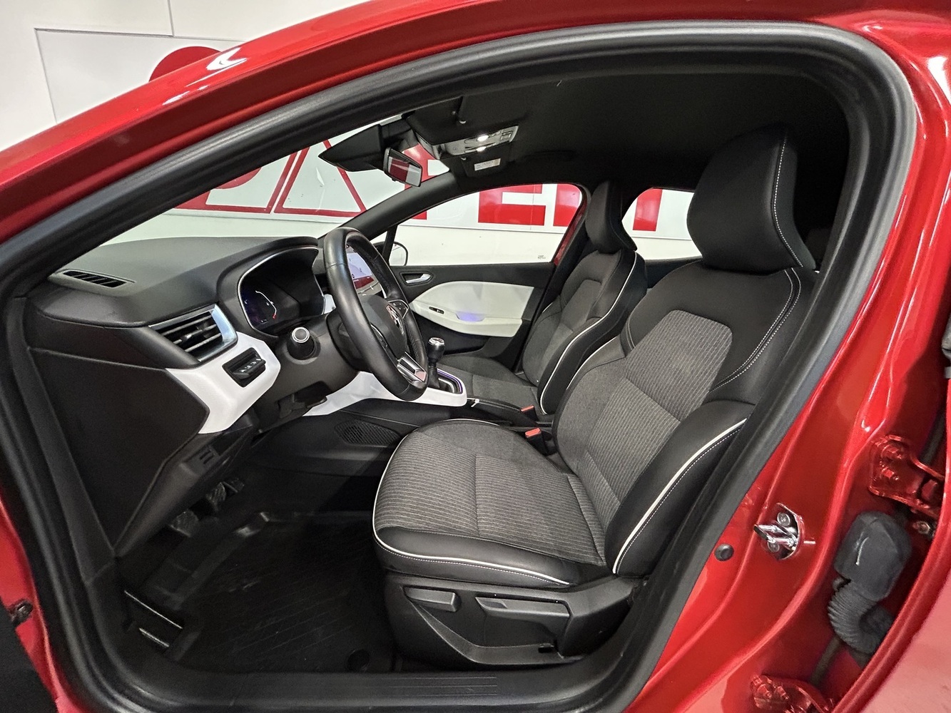 Renault Clio vaihtoauto