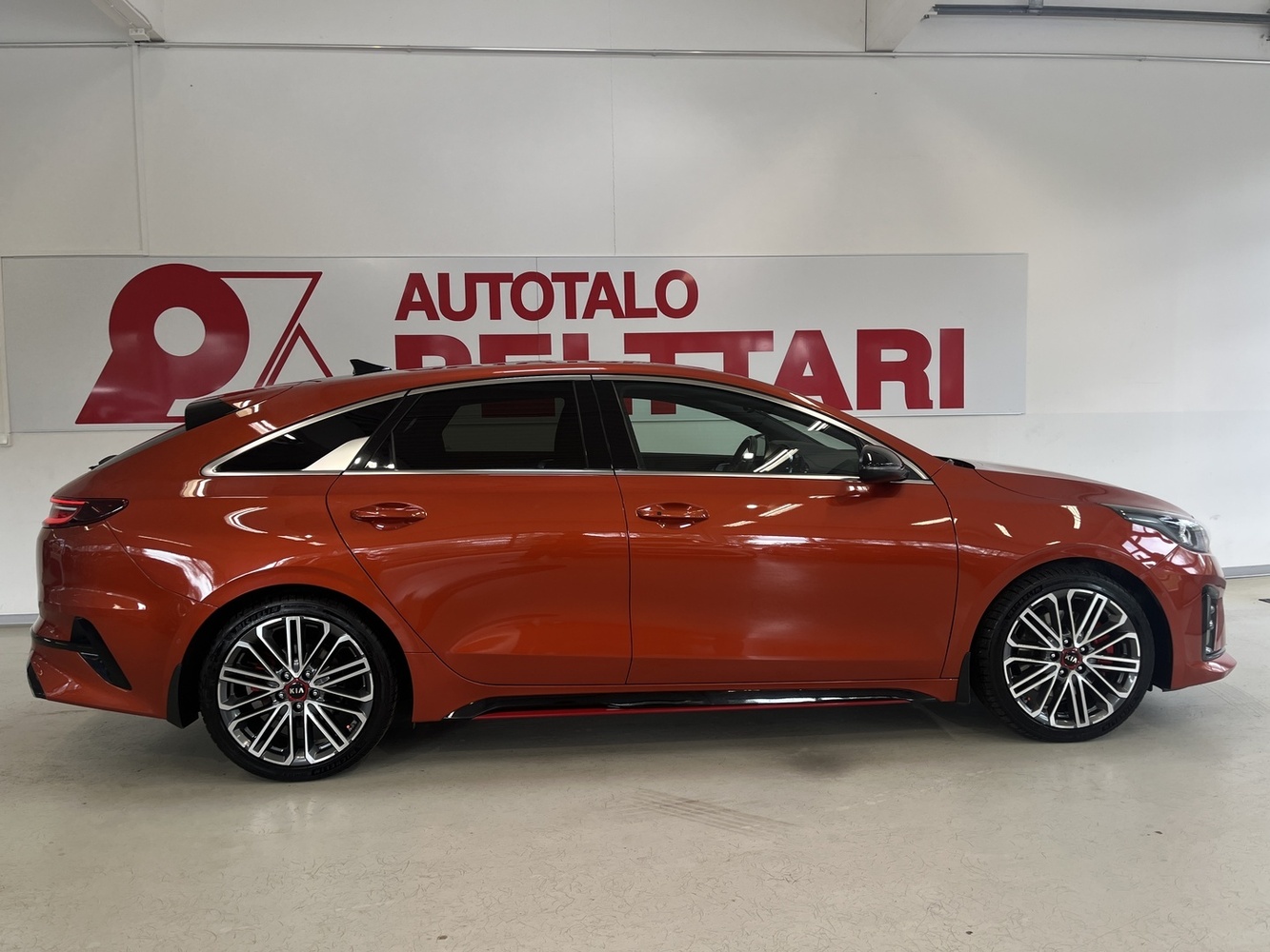 Kia Proceed vaihtoauto