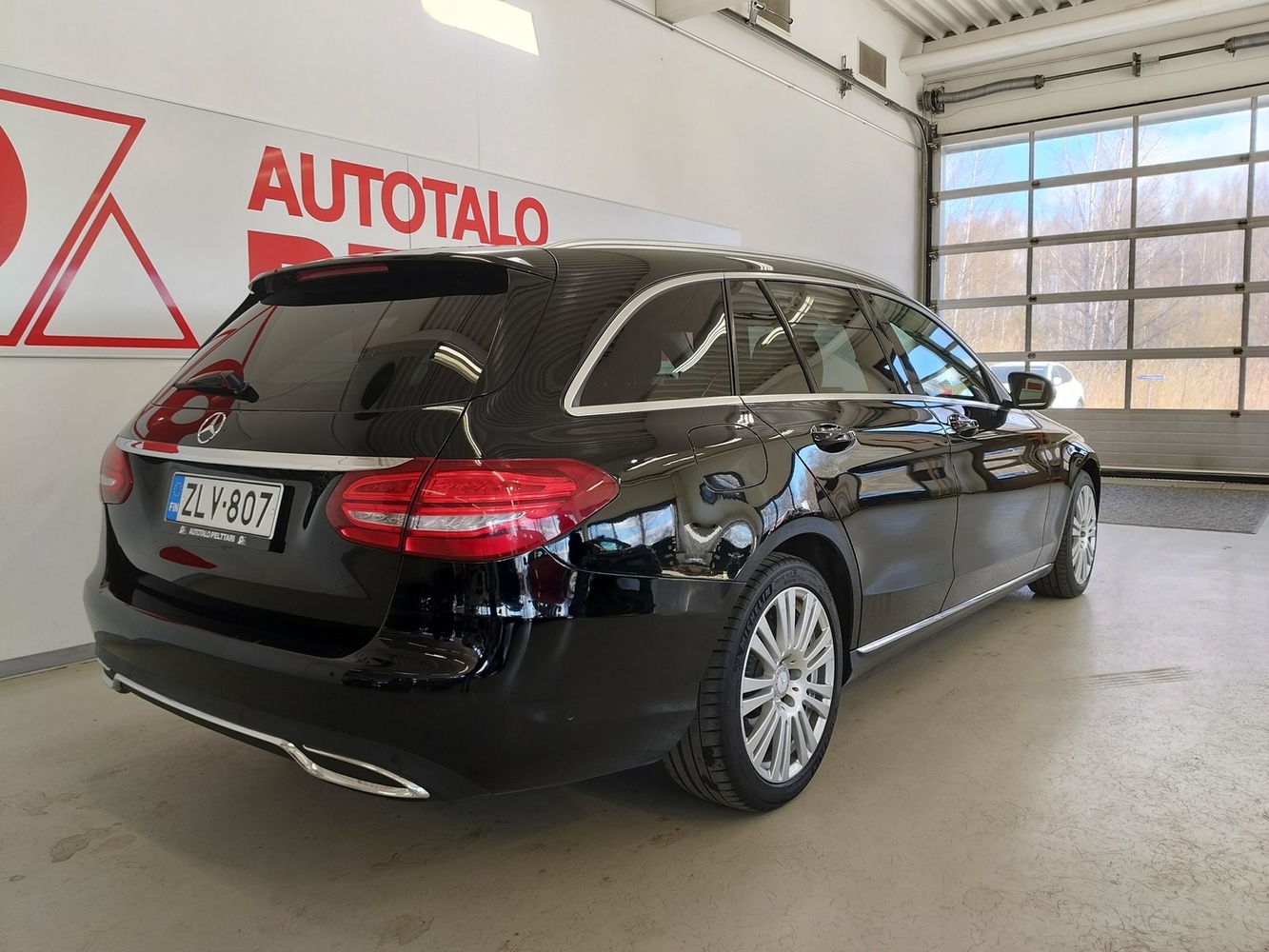 Mercedes-Benz C vaihtoauto