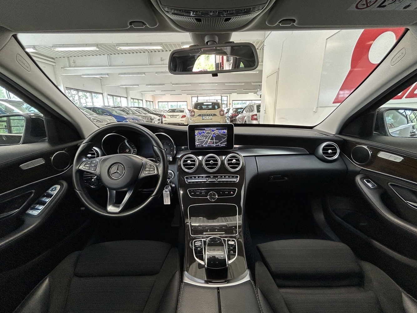 Mercedes-Benz C vaihtoauto