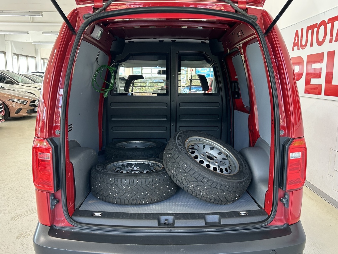 Volkswagen Caddy vaihtoauto