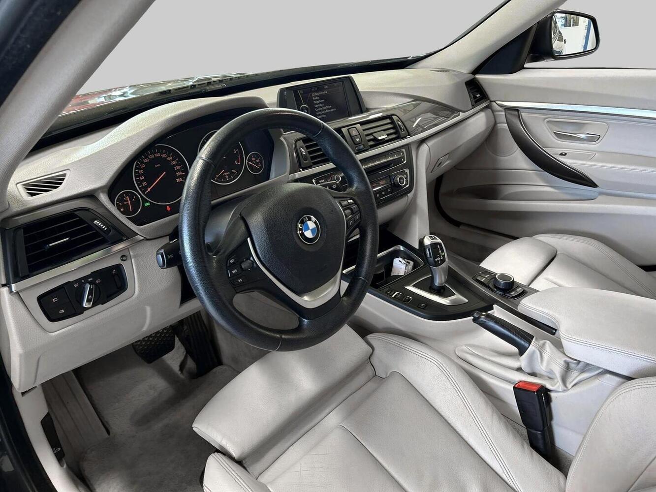 BMW 320 vaihtoauto