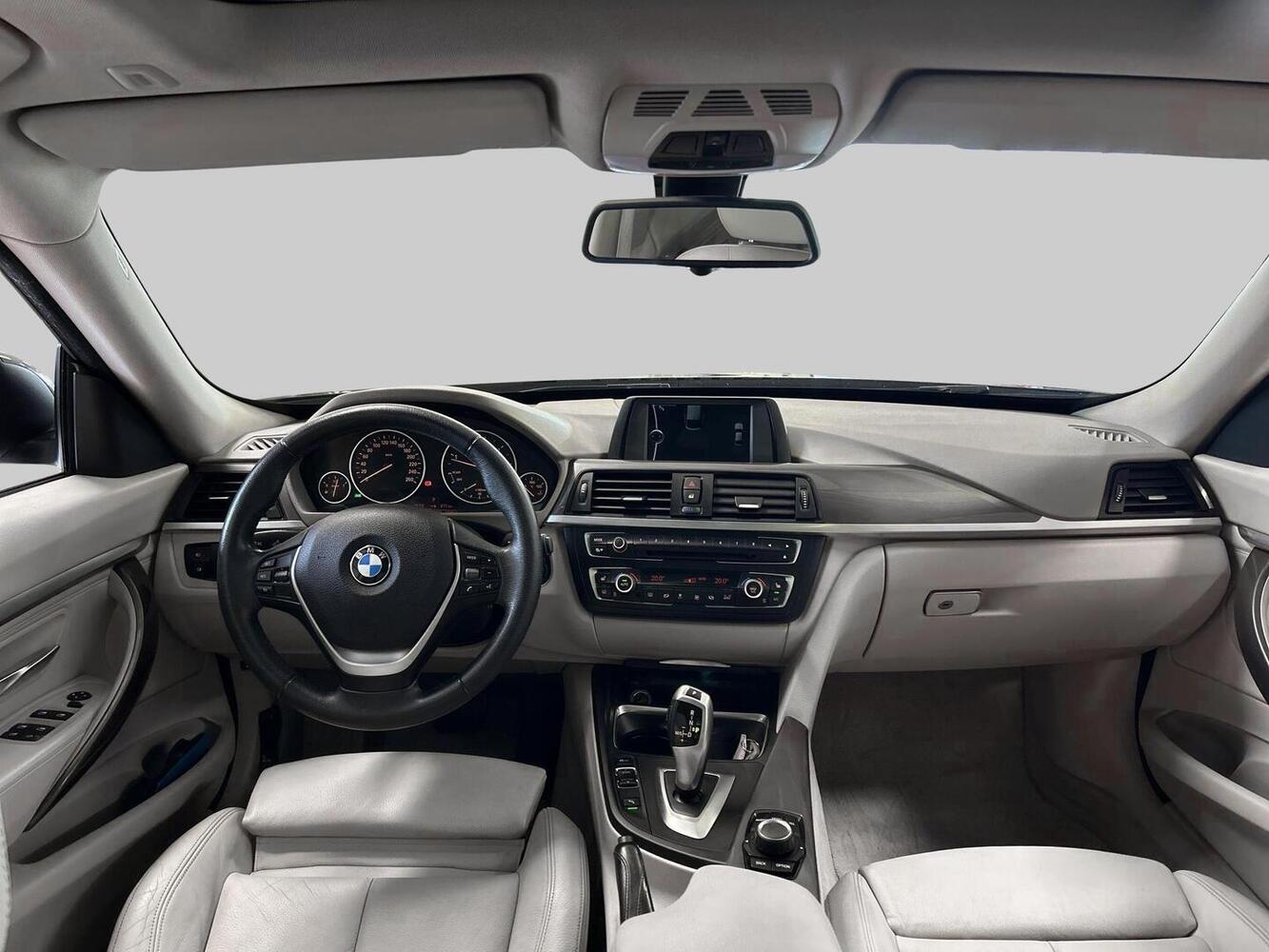 BMW 320 vaihtoauto