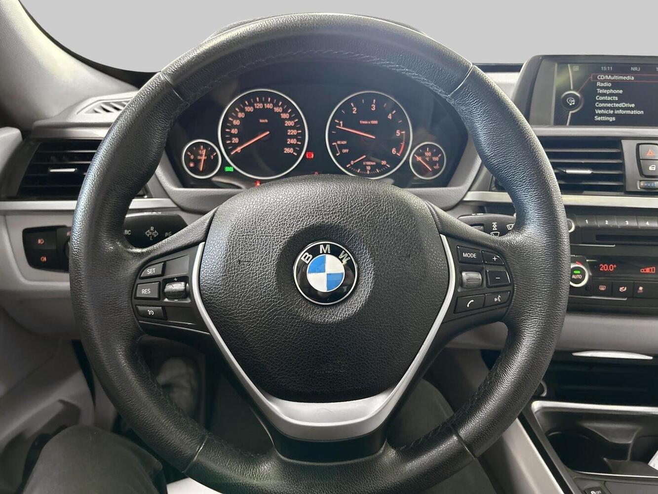 BMW 320 vaihtoauto