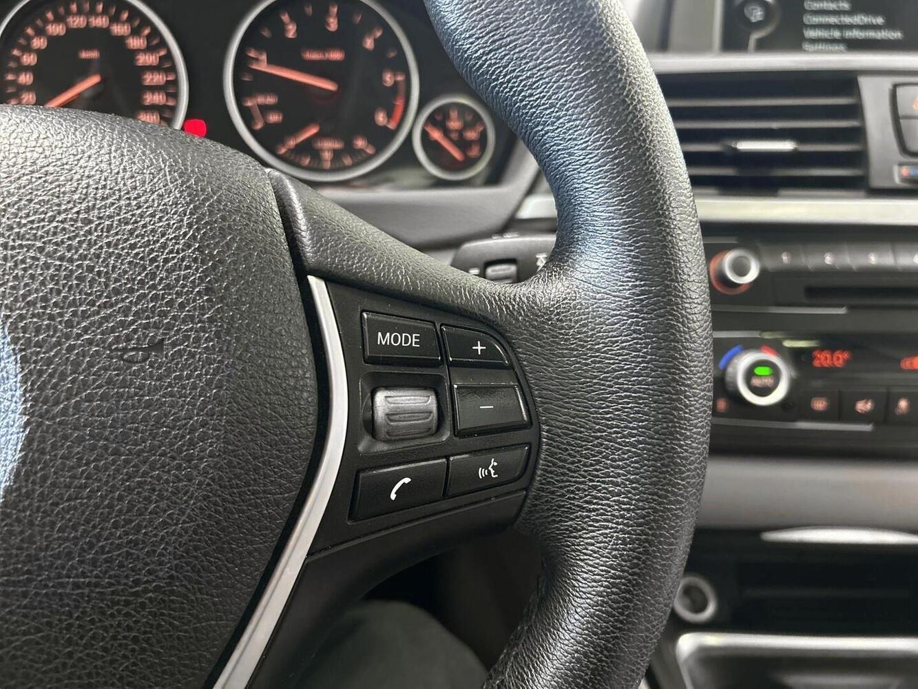 BMW 320 vaihtoauto