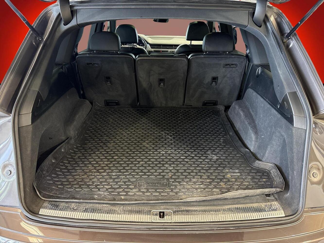 Audi Q7 vaihtoauto