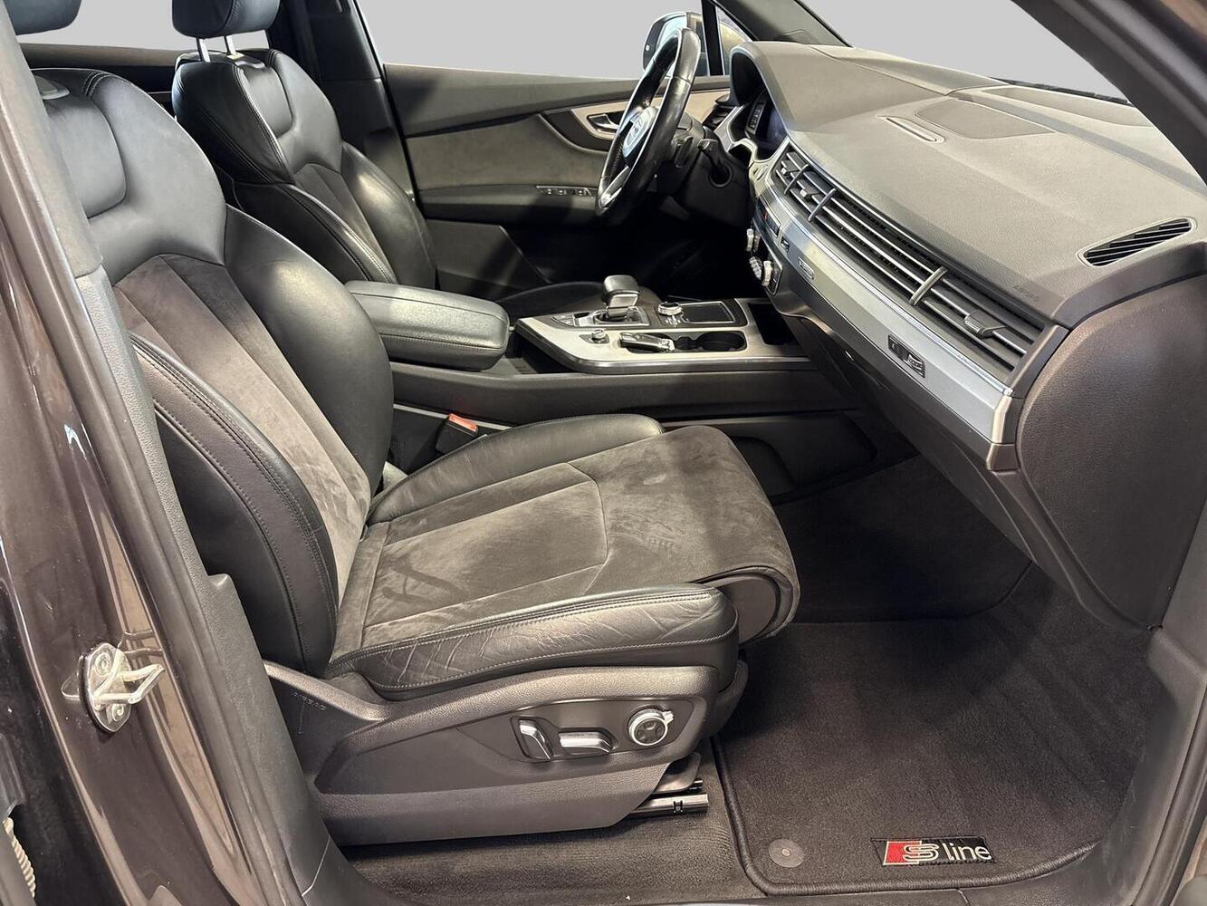 Audi Q7 vaihtoauto