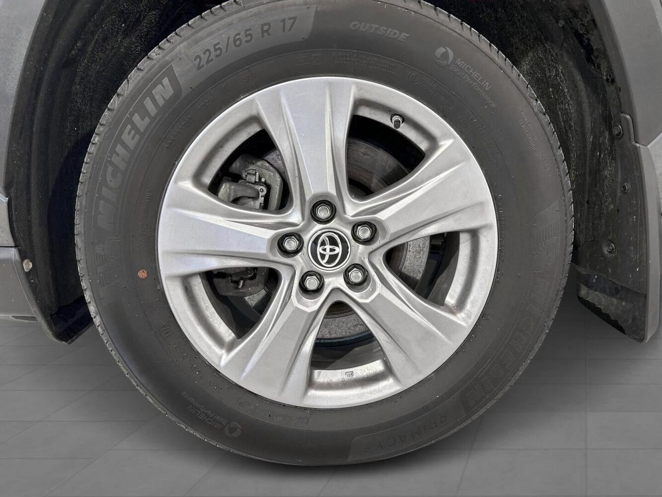 Toyota RAV4 vaihtoauto