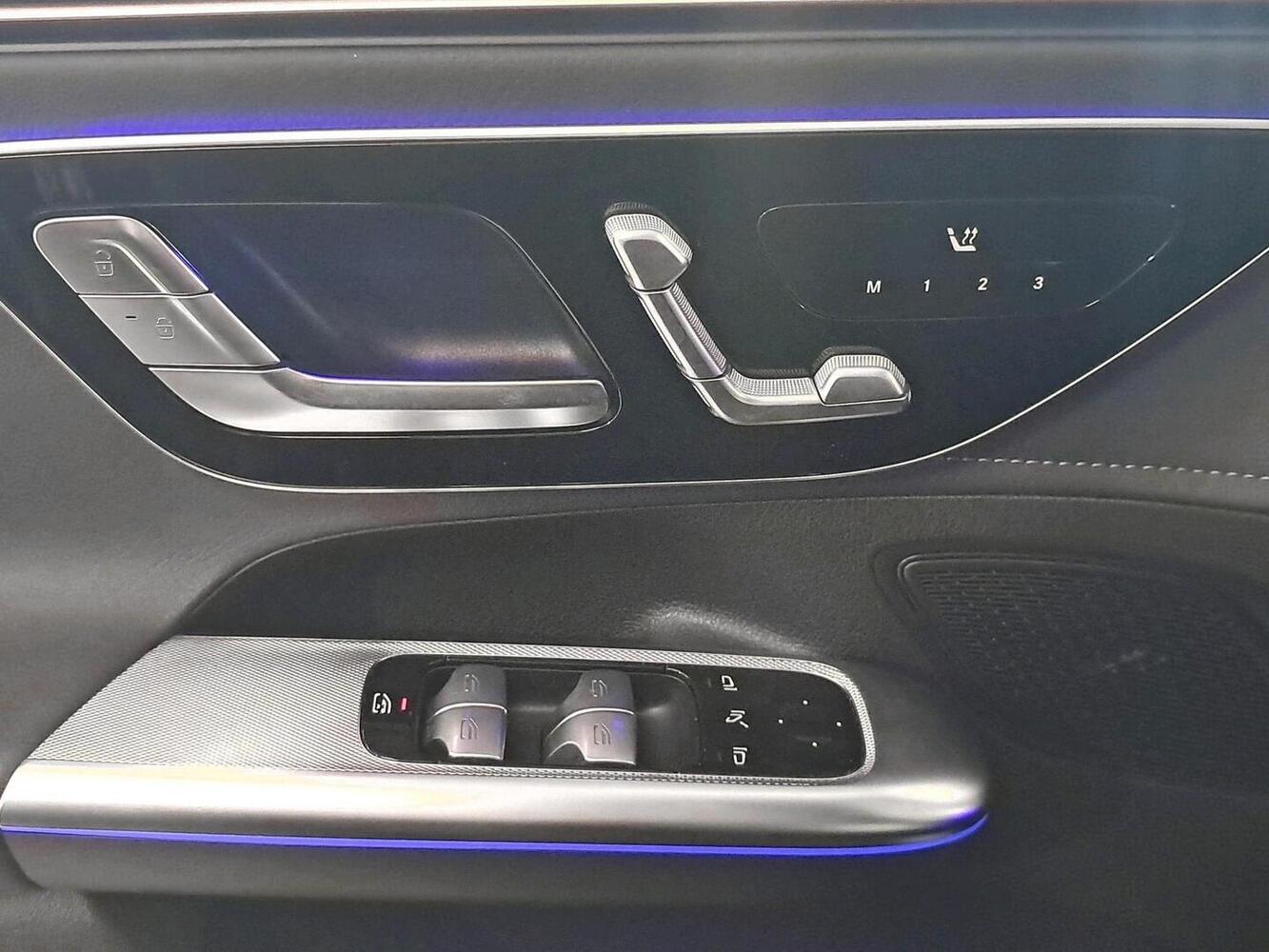 Mercedes-Benz EQE vaihtoauto