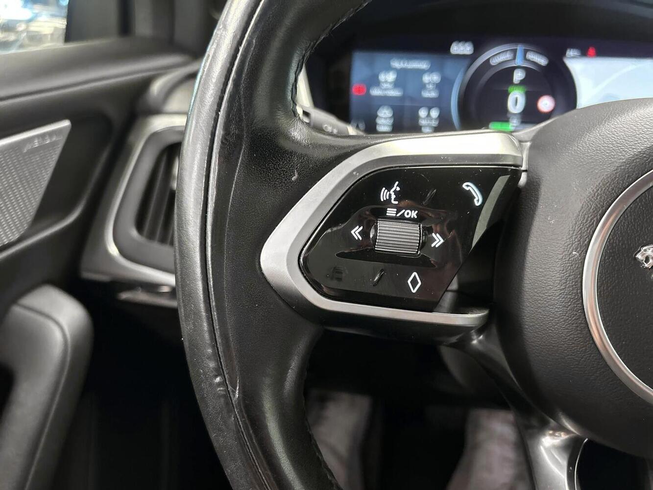 Jaguar I-PACE vaihtoauto