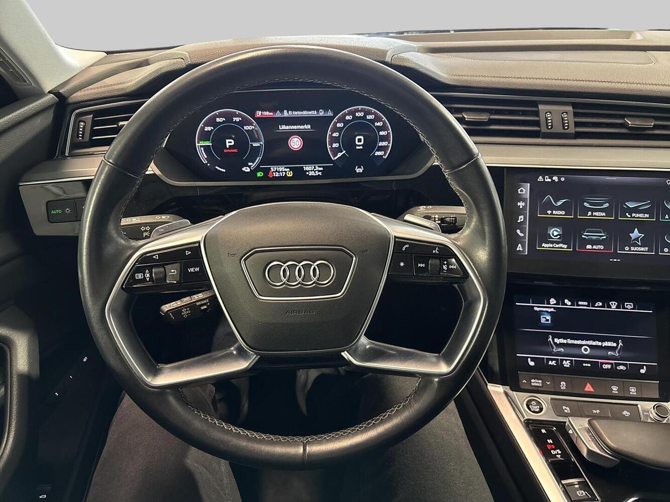 Audi Q8 e-tron vaihtoauto