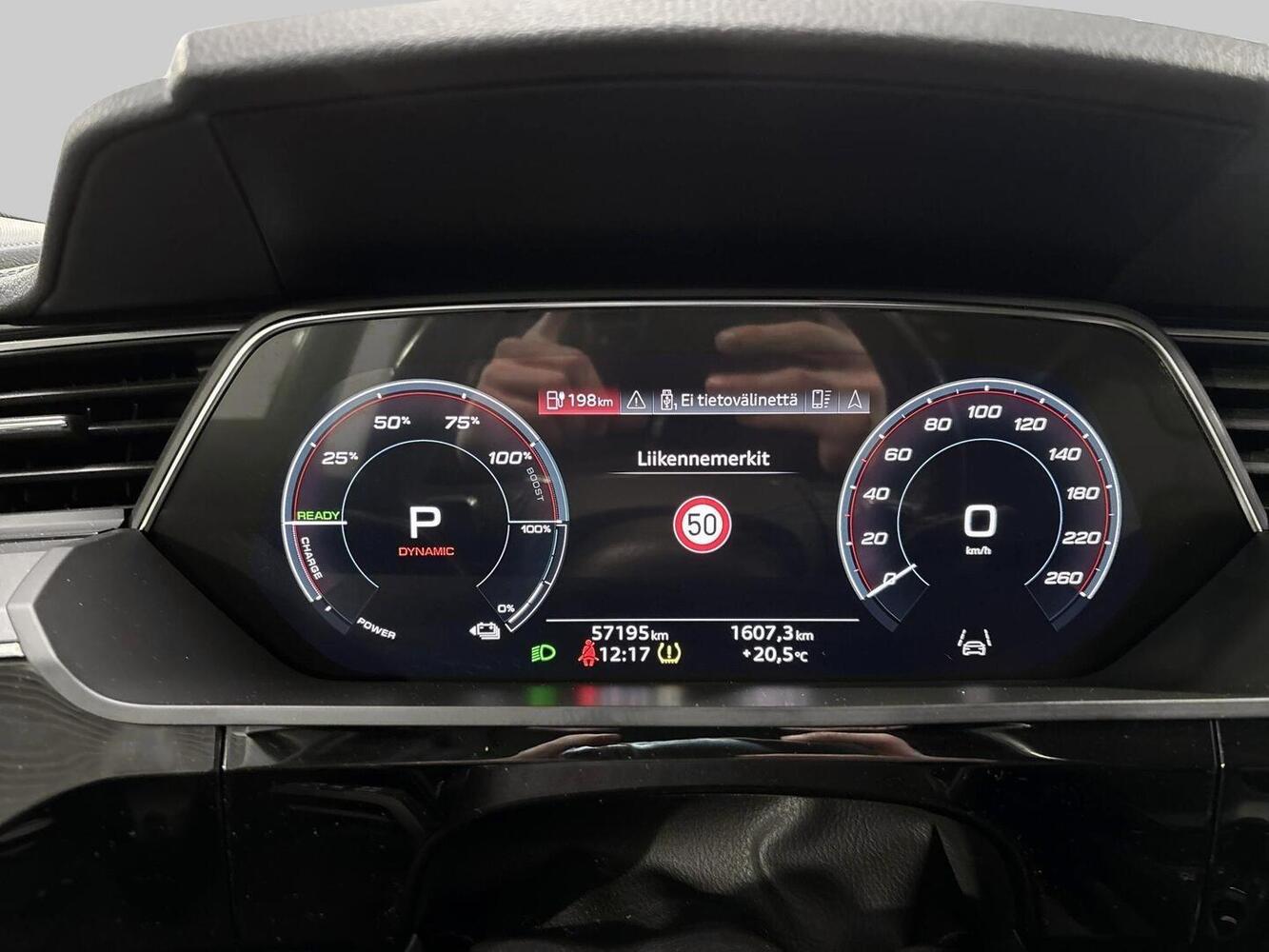 Audi Q8 e-tron vaihtoauto