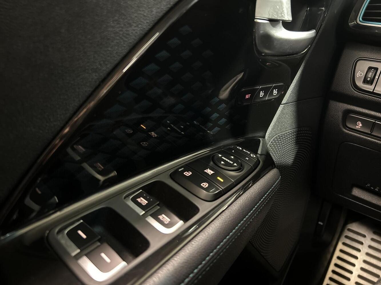 Kia Niro vaihtoauto