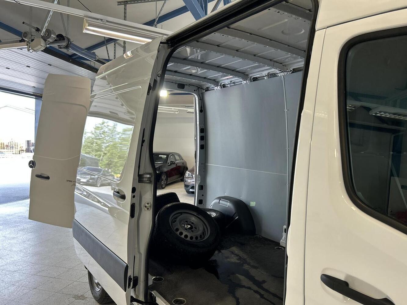 Mercedes-Benz Sprinter vaihtoauto