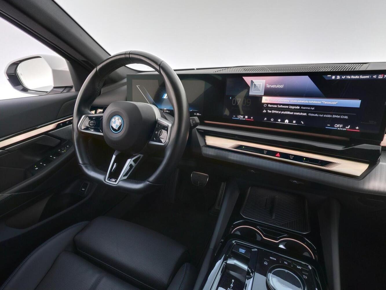 BMW i5 vaihtoauto