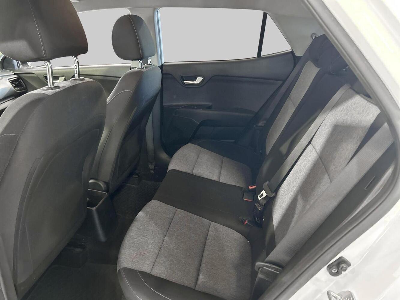 Kia Stonic vaihtoauto