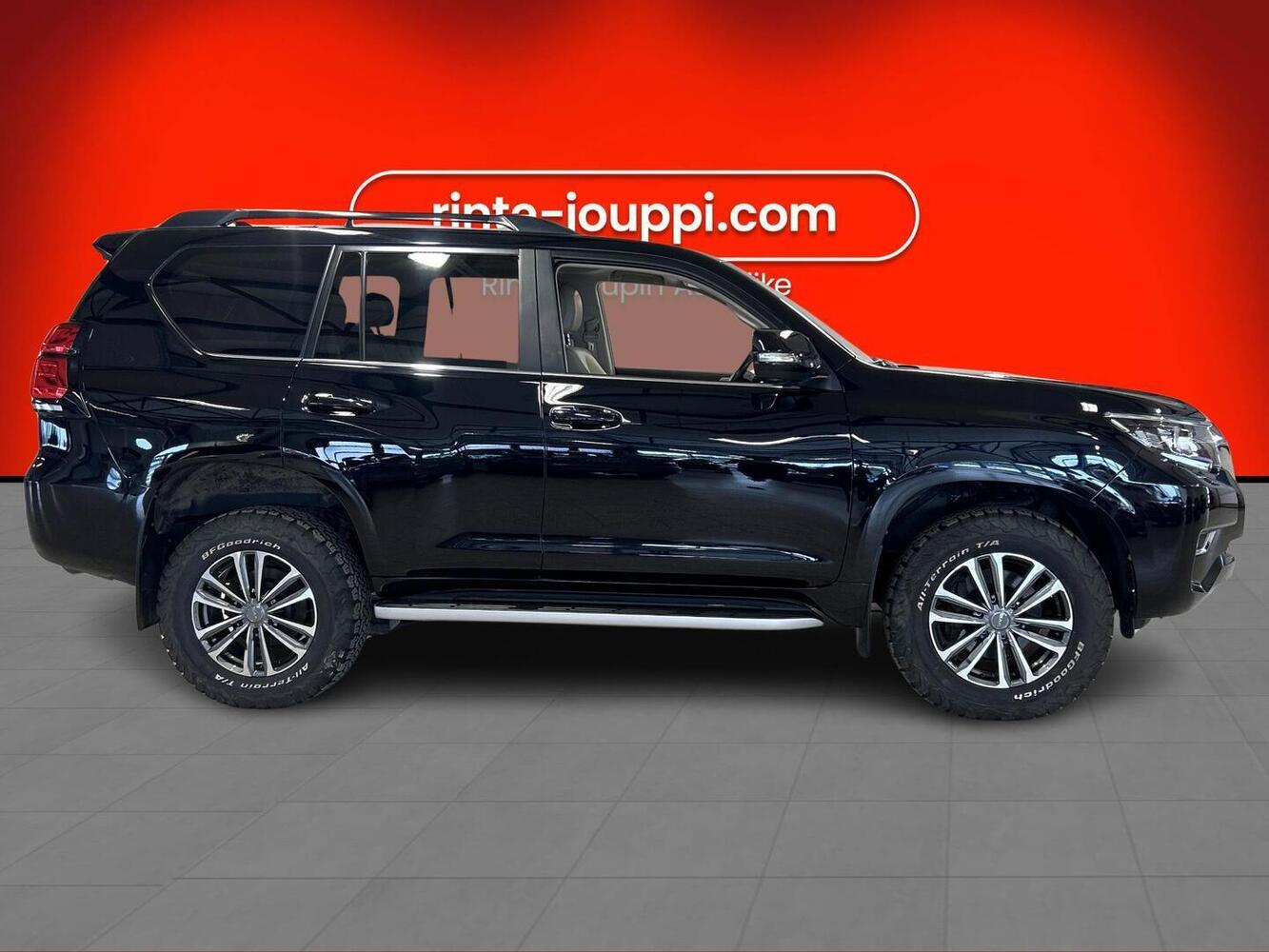 Toyota Land Cruiser vaihtoauto