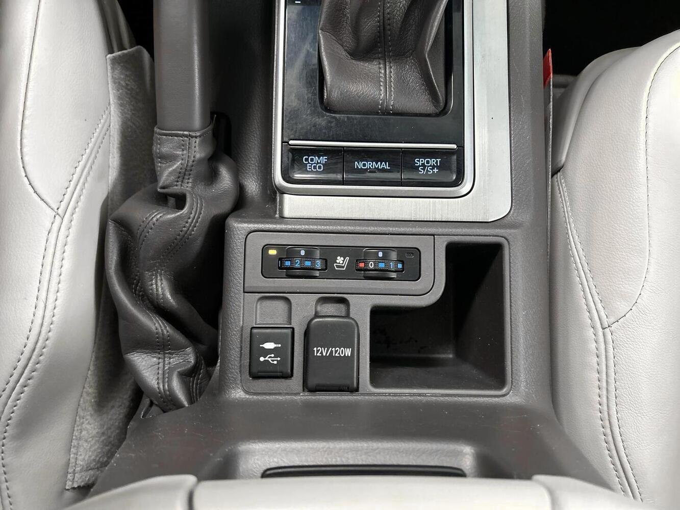Toyota Land Cruiser vaihtoauto