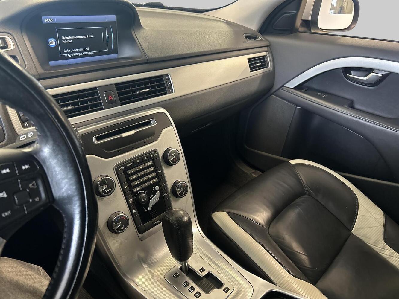 Volvo V70 vaihtoauto