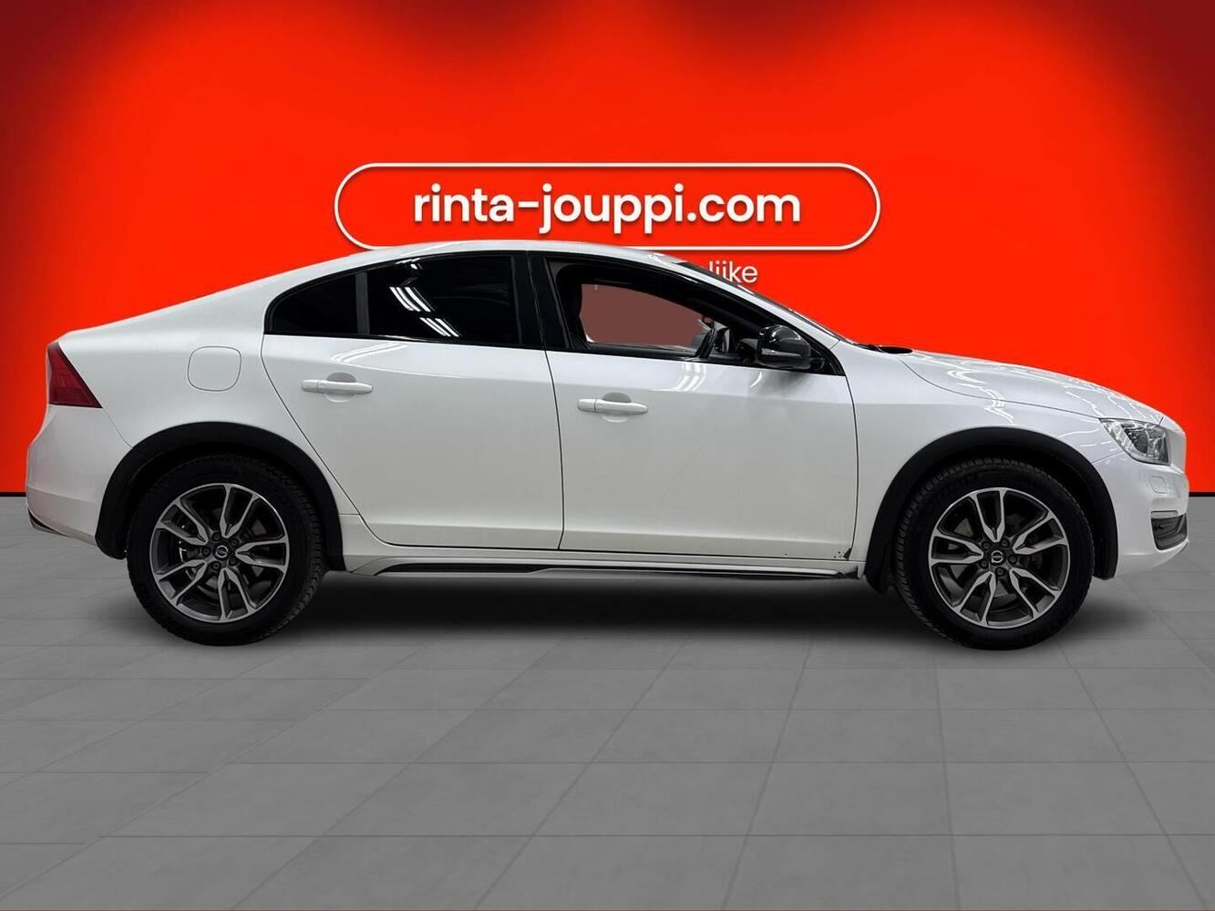 Volvo S60 Cross Country vaihtoauto