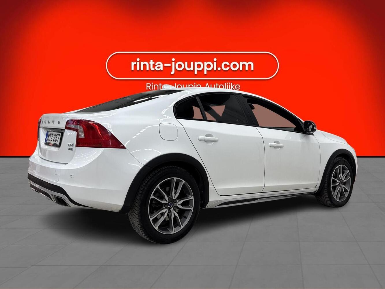 Volvo S60 Cross Country vaihtoauto