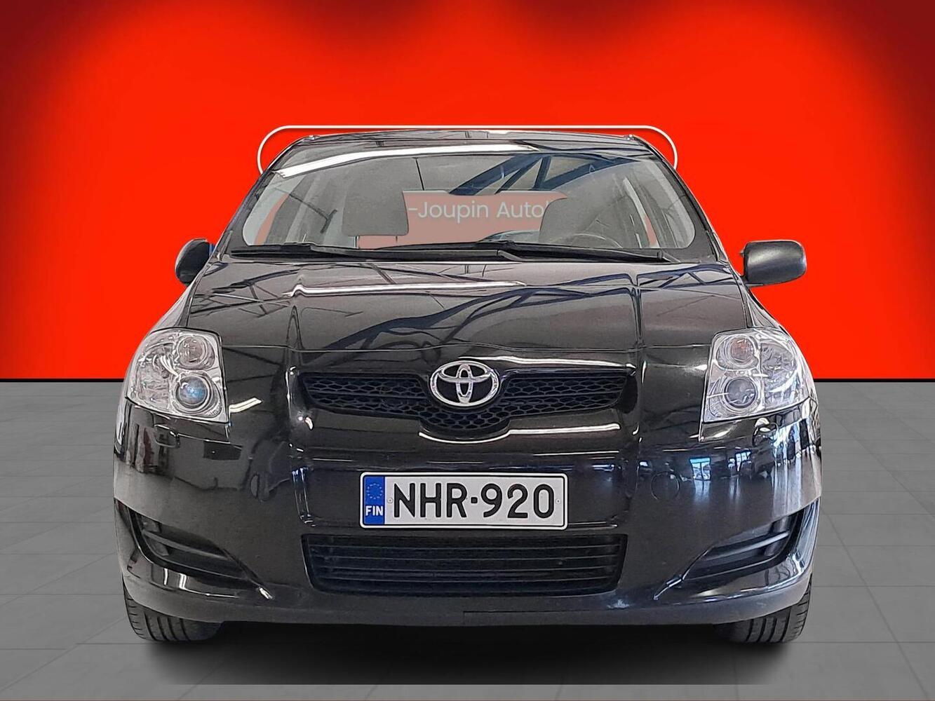 Toyota Auris vaihtoauto
