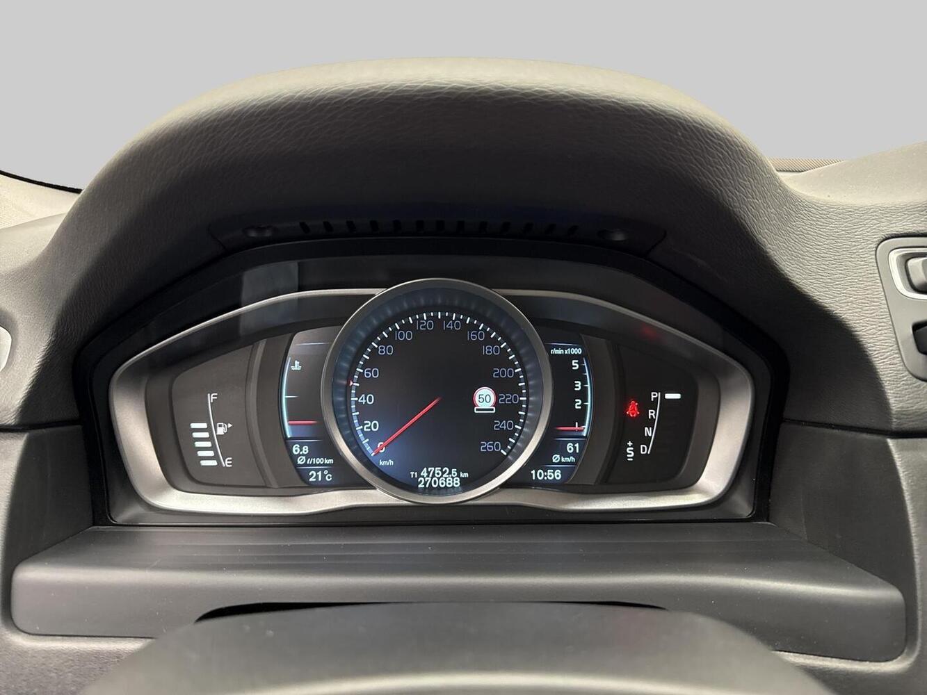 Volvo V70 vaihtoauto