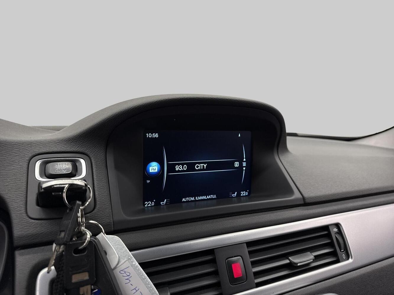 Volvo V70 vaihtoauto