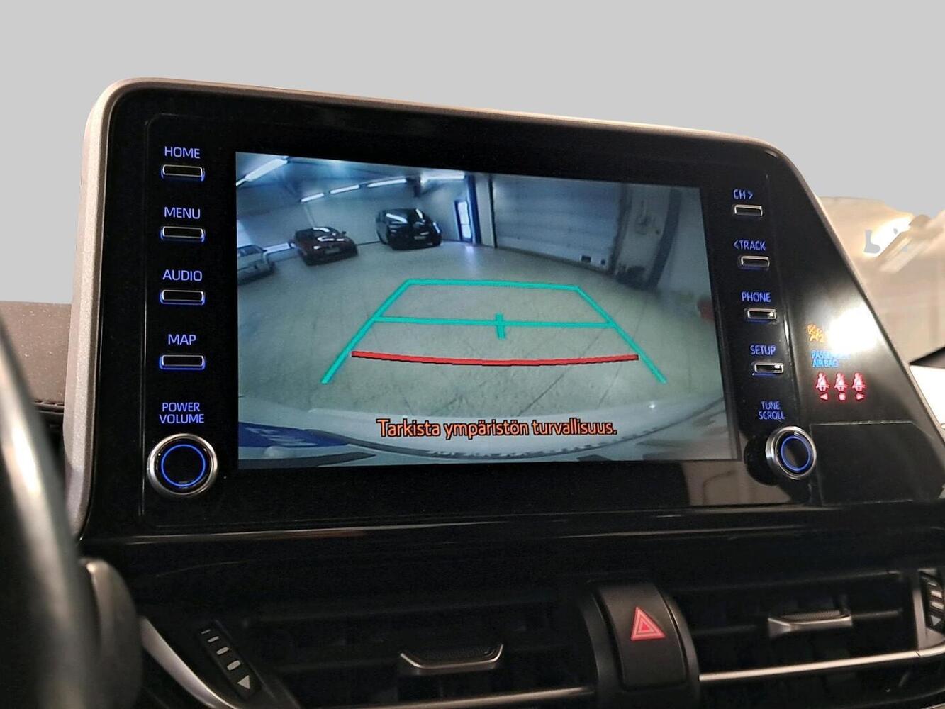 Toyota C-HR vaihtoauto