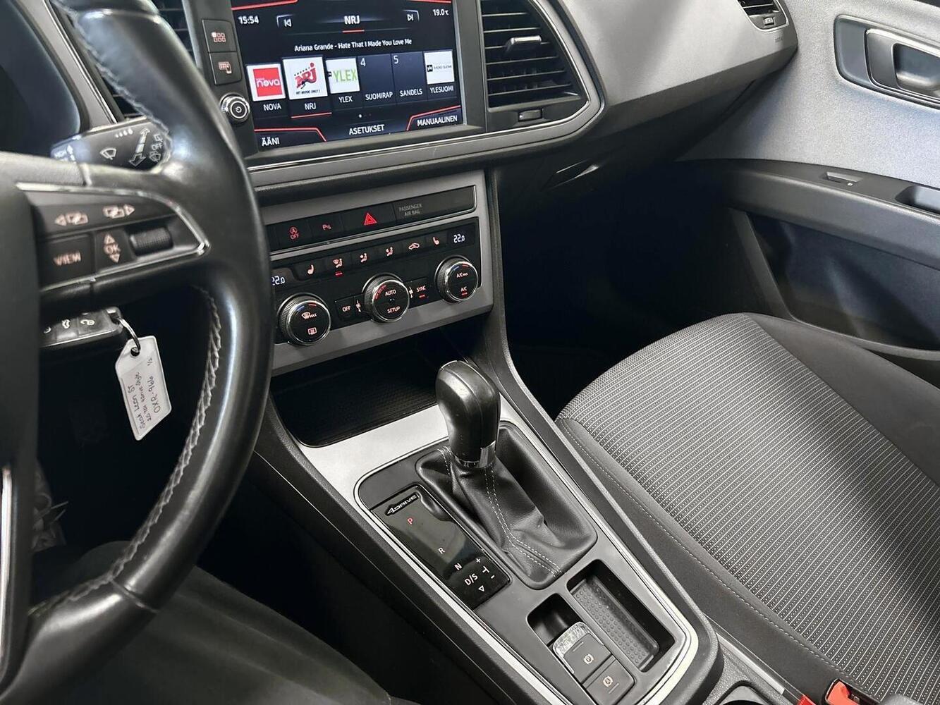 SEAT Leon ST vaihtoauto