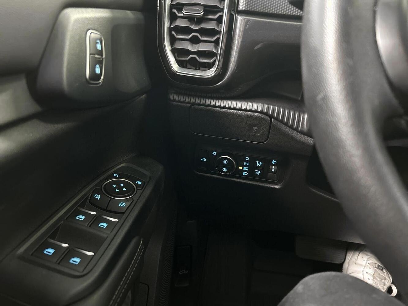 Ford Ranger vaihtoauto