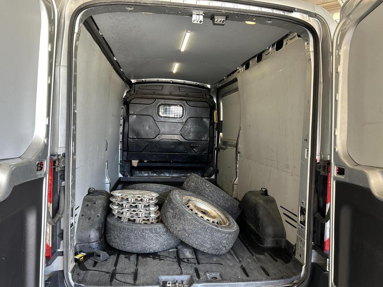 Ford Transit vaihtoauto