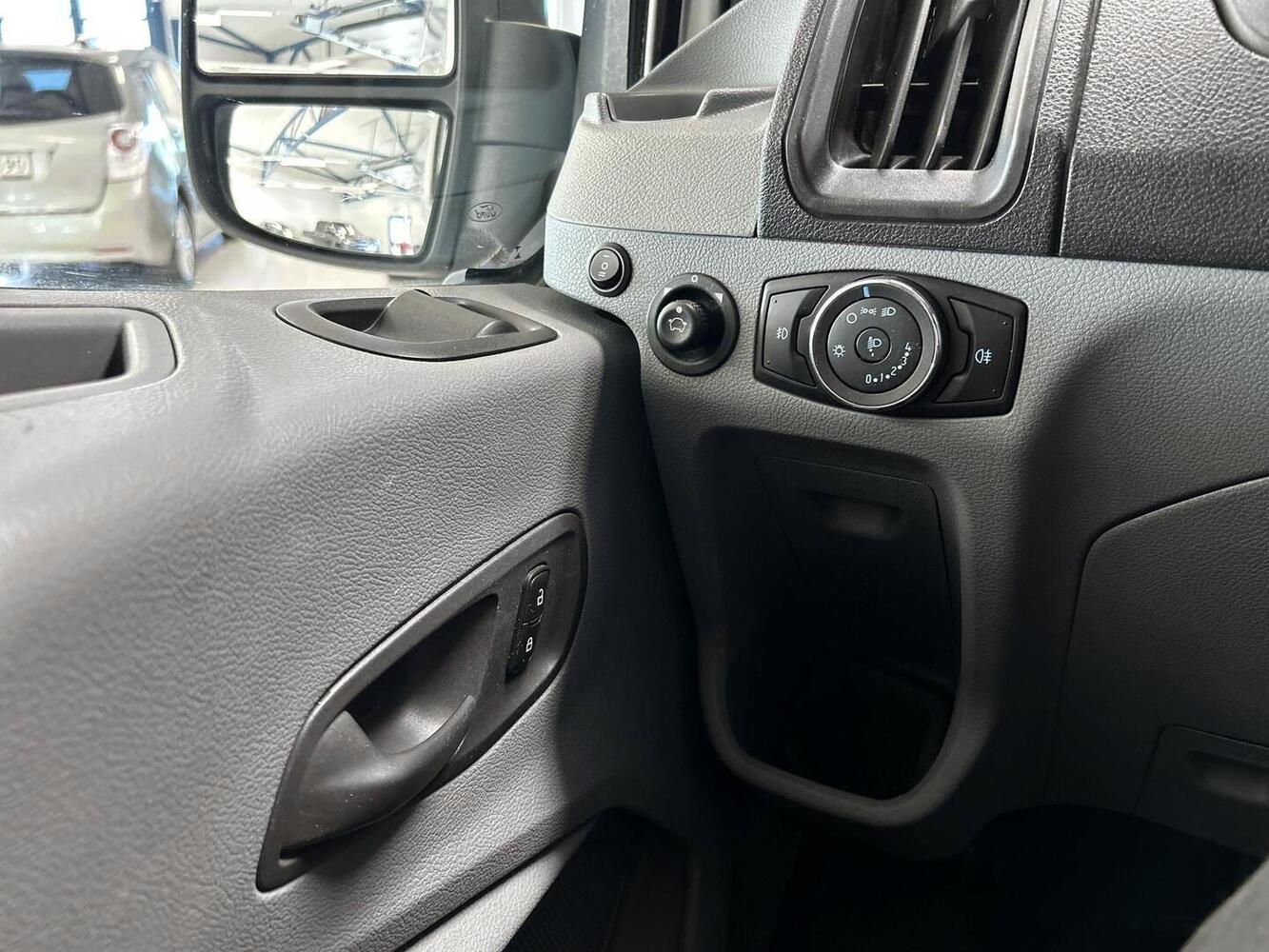 Ford Transit vaihtoauto