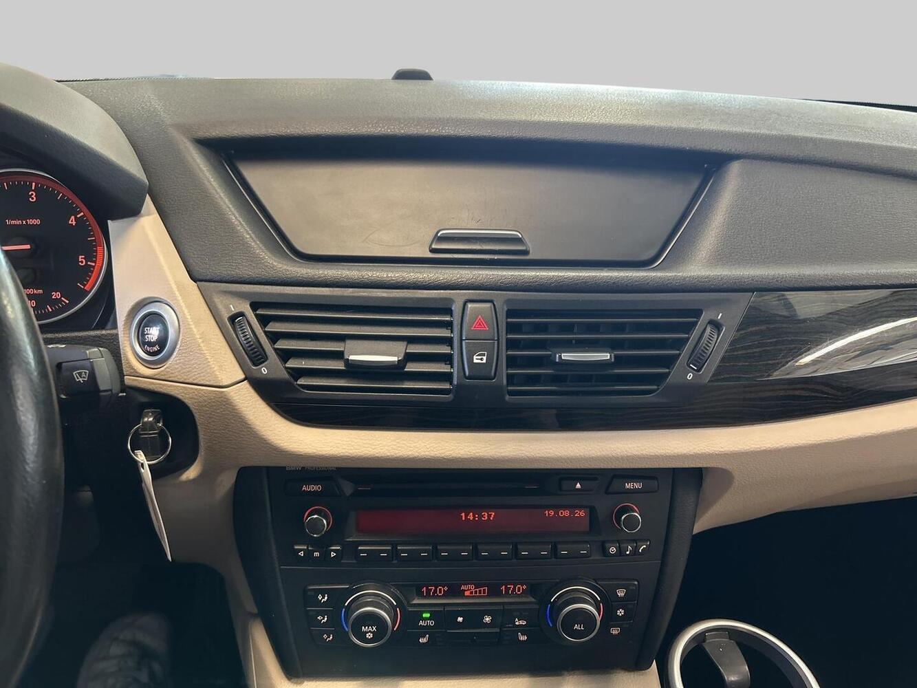 BMW X1 vaihtoauto