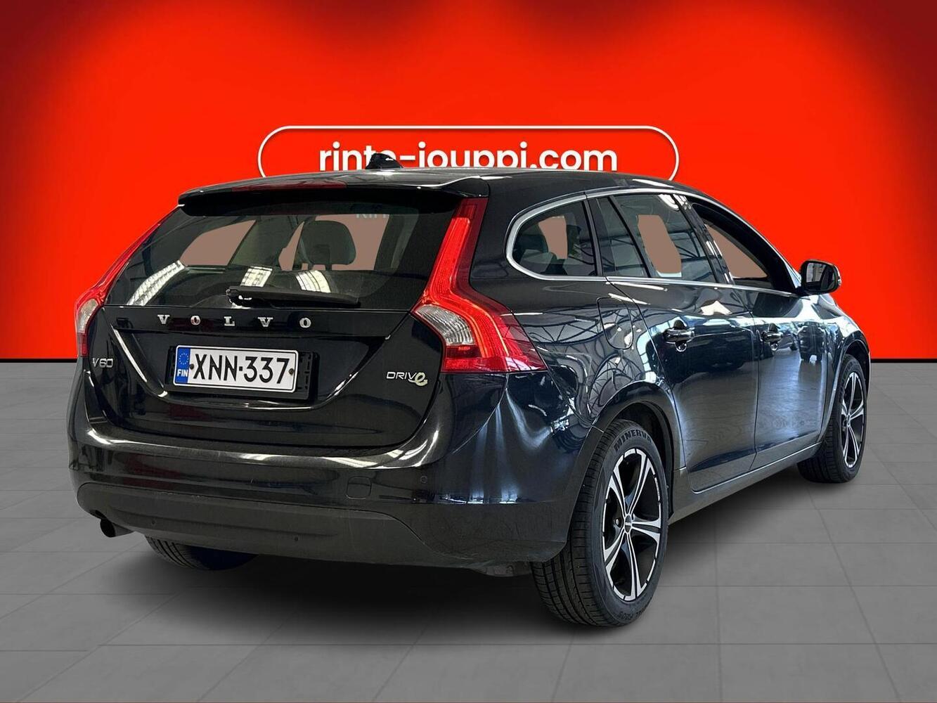 Volvo V60 vaihtoauto