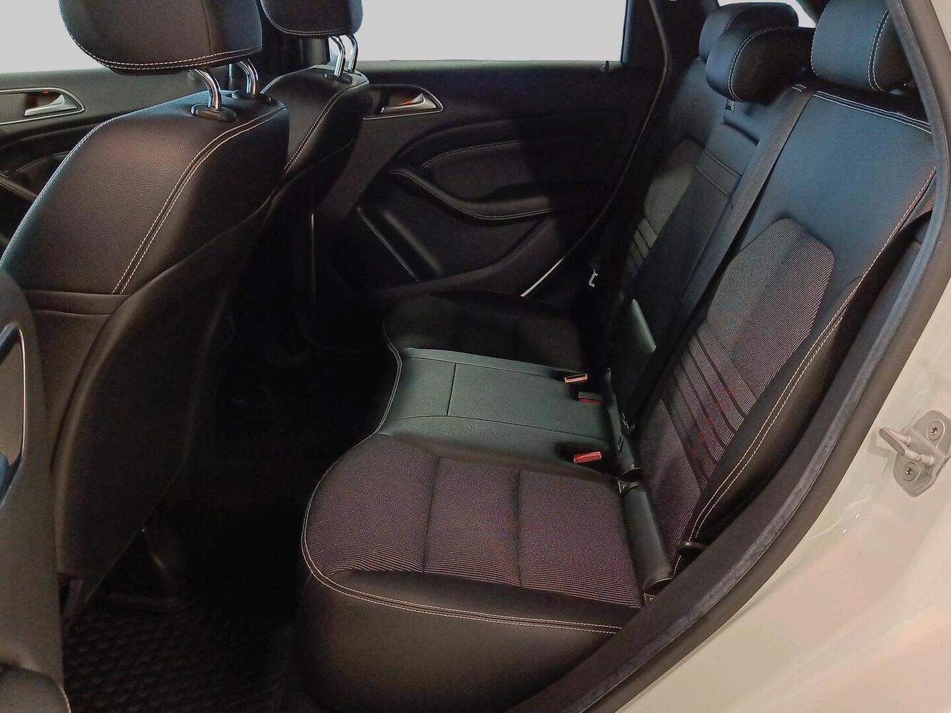 Mercedes-Benz B vaihtoauto