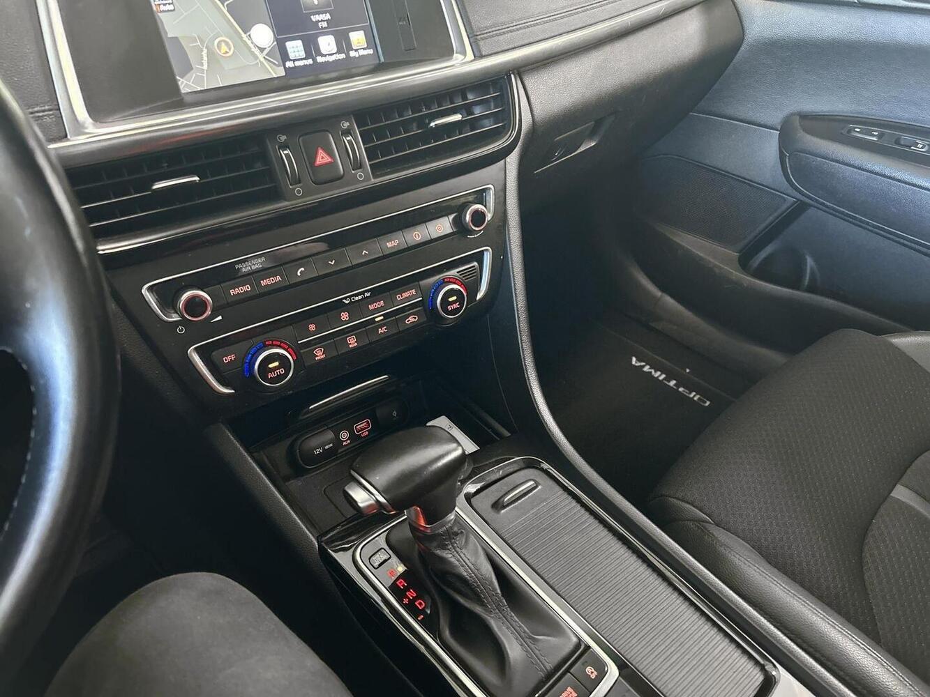 Kia Optima vaihtoauto