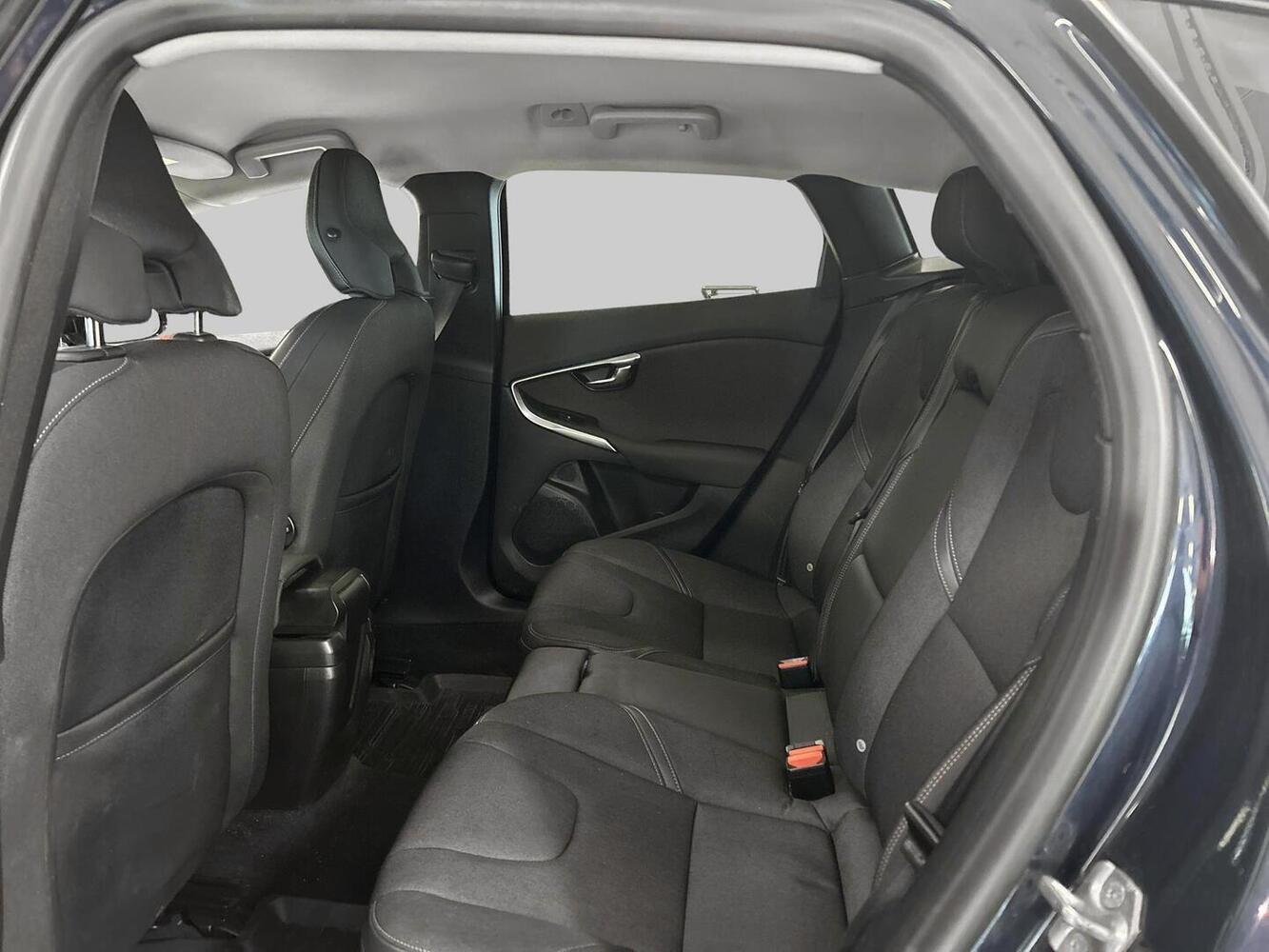 Volvo V40 Cross Country vaihtoauto