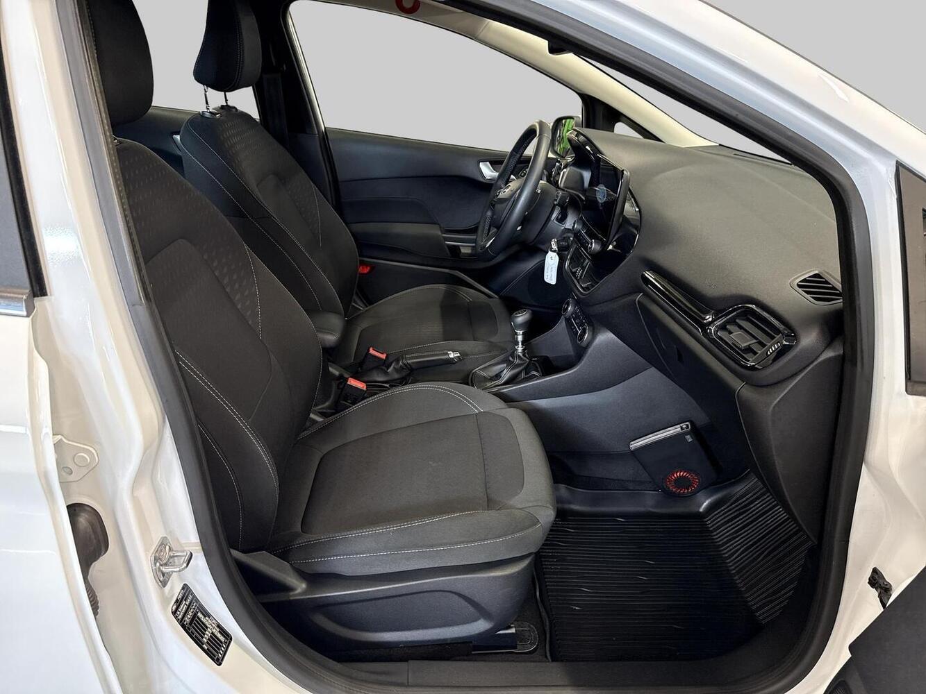Ford Fiesta vaihtoauto