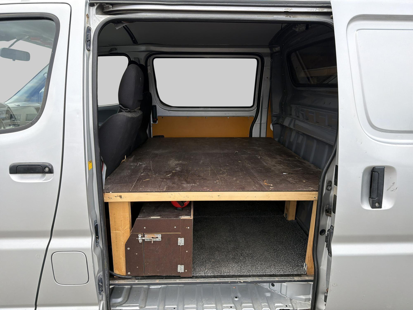 Toyota Hiace vaihtoauto
