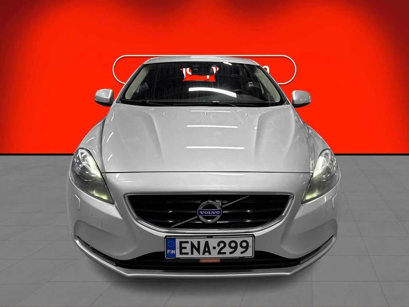 Volvo V40 vaihtoauto