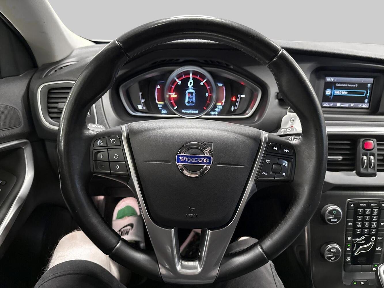 Volvo V40 vaihtoauto