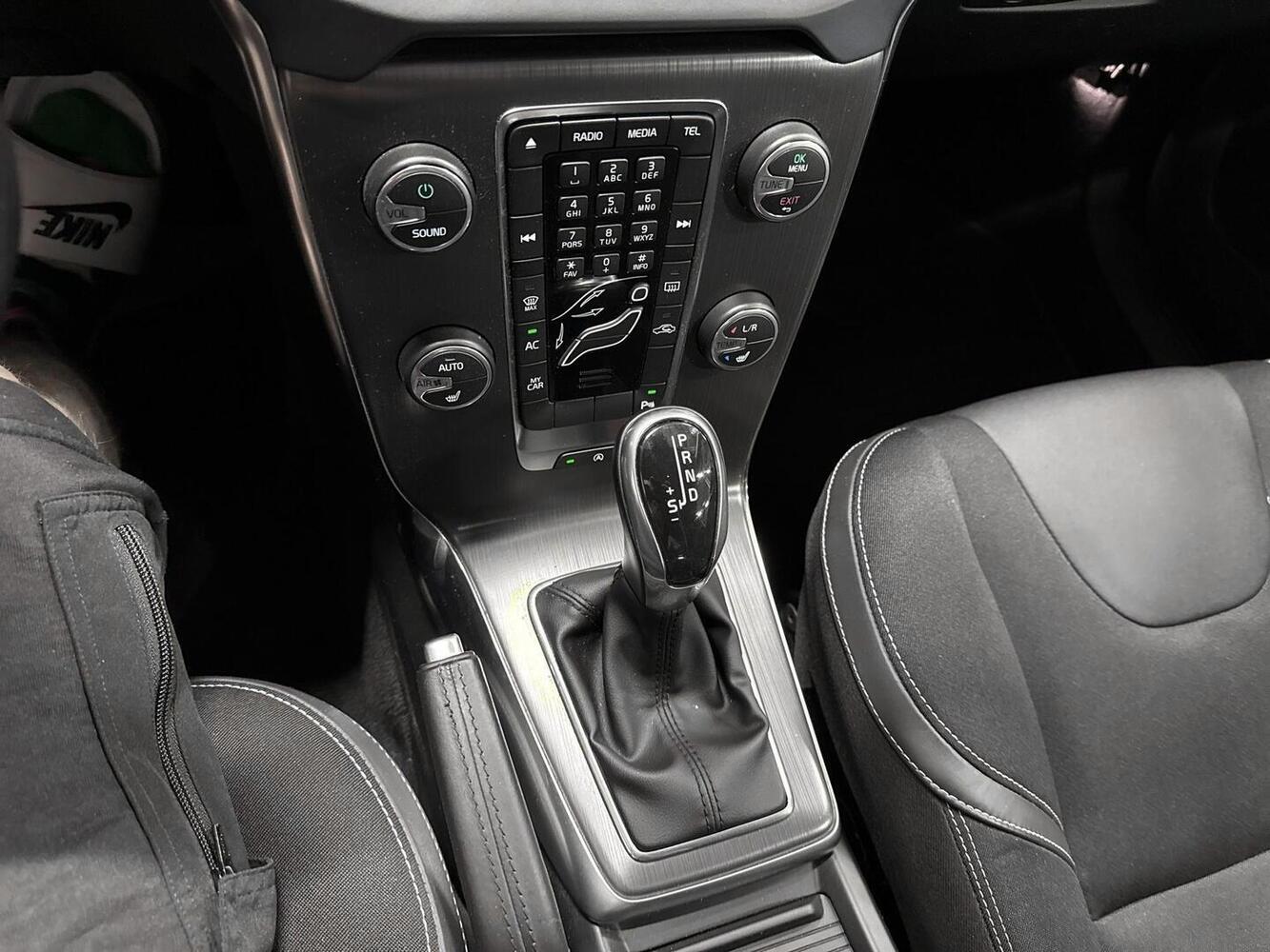 Volvo V40 vaihtoauto