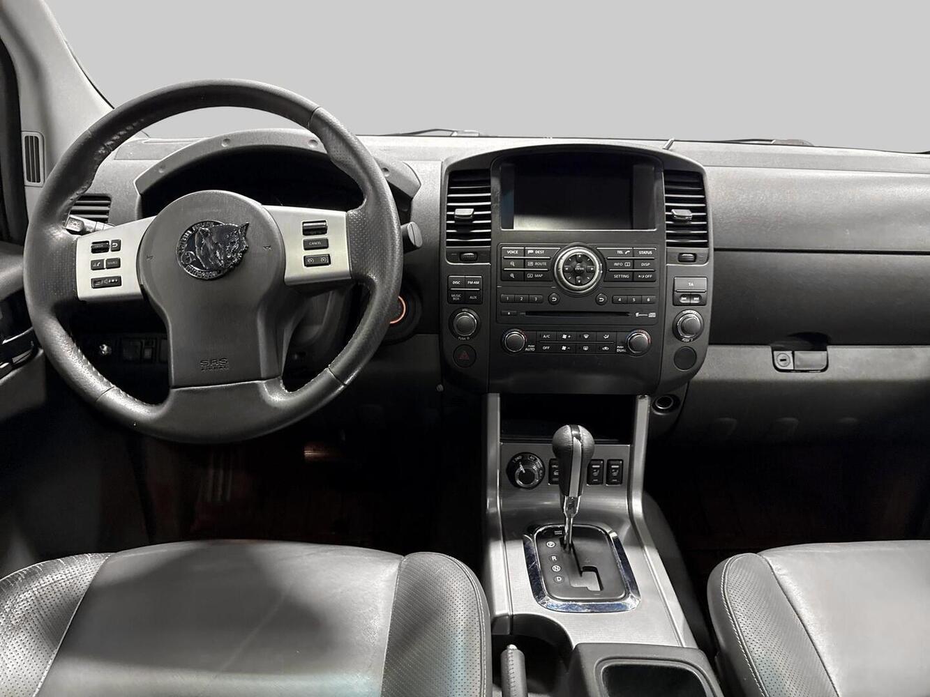 Nissan Navara vaihtoauto