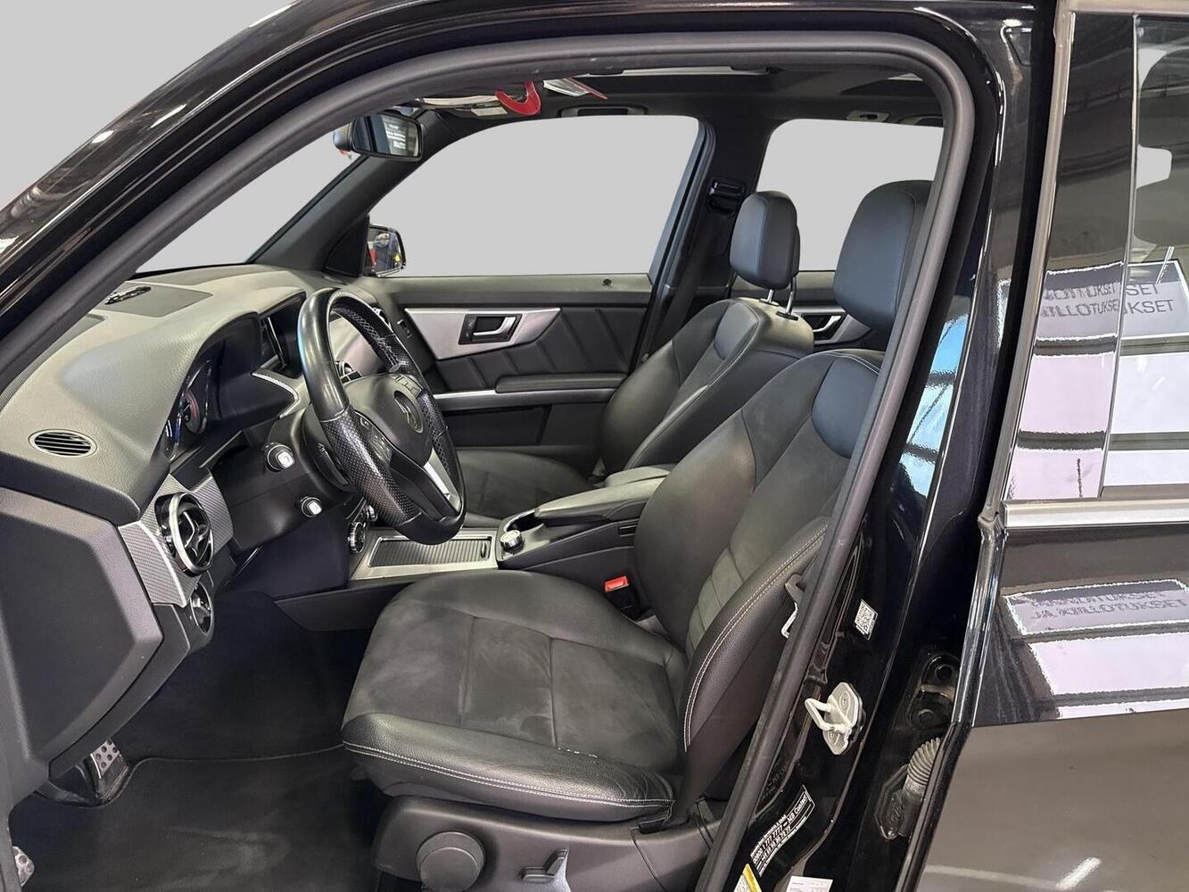 Mercedes-Benz GLK vaihtoauto