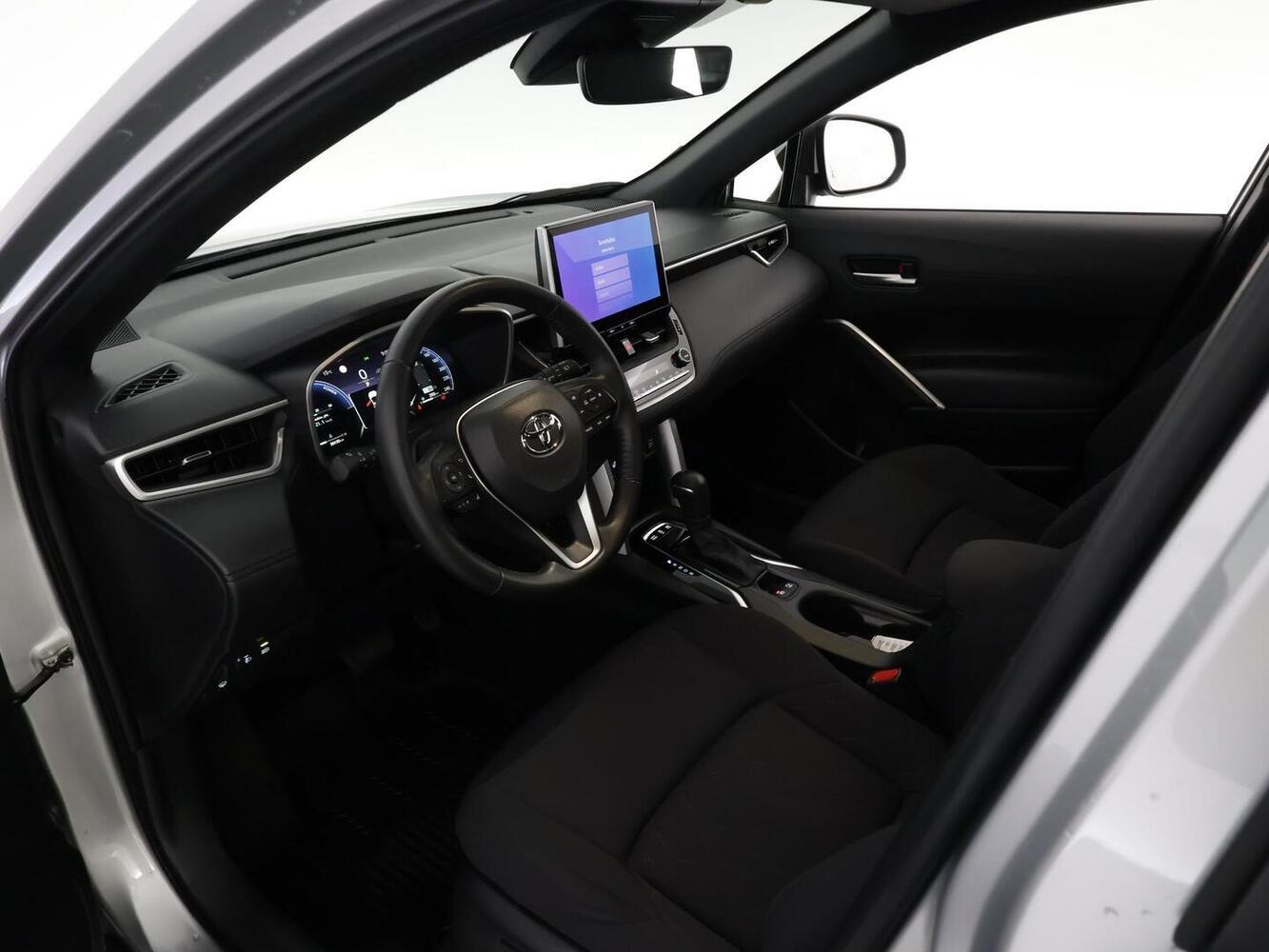 Toyota Corolla Cross vaihtoauto
