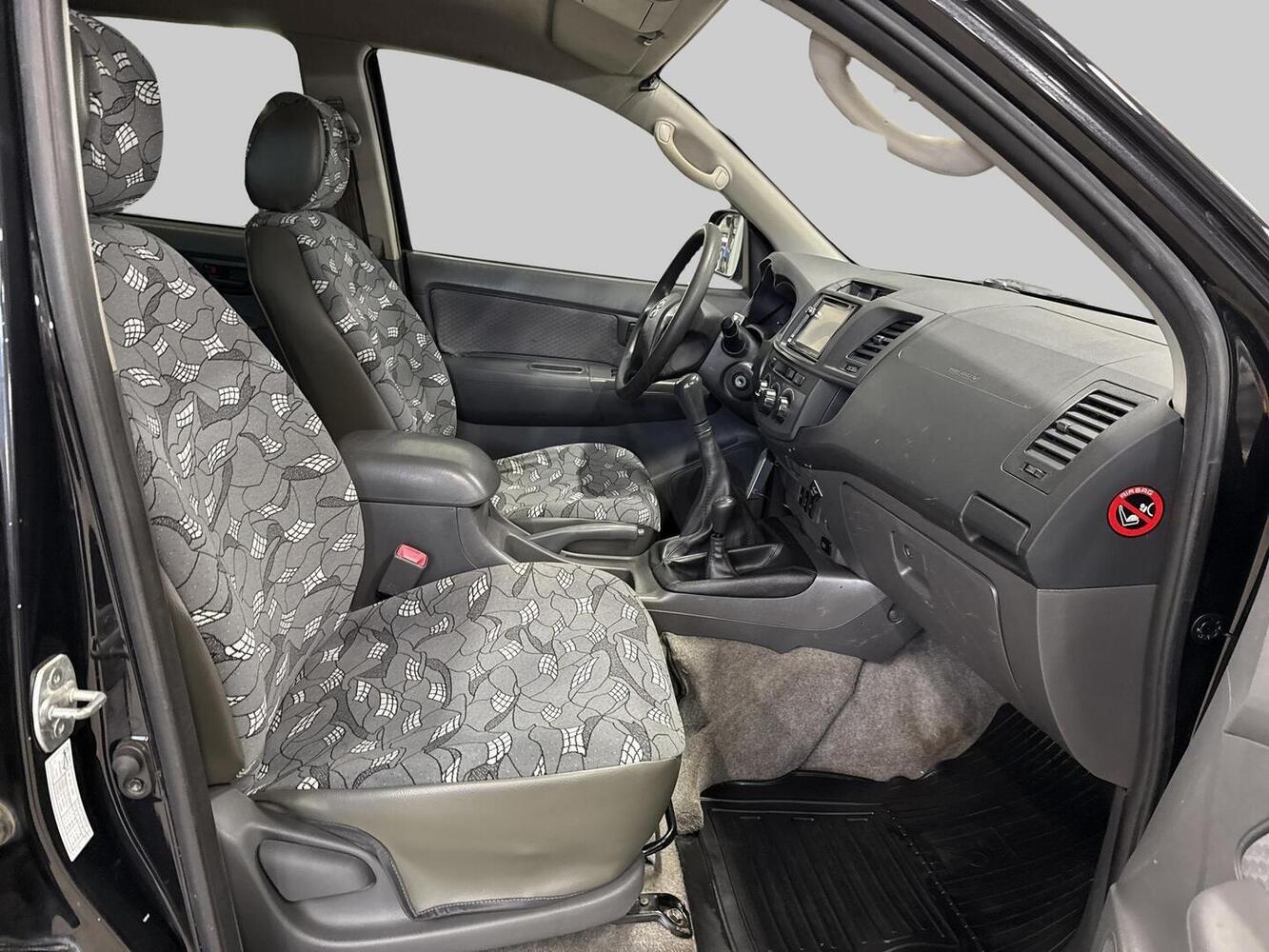 Toyota Hilux vaihtoauto