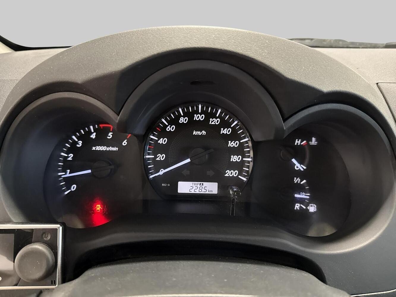Toyota Hilux vaihtoauto