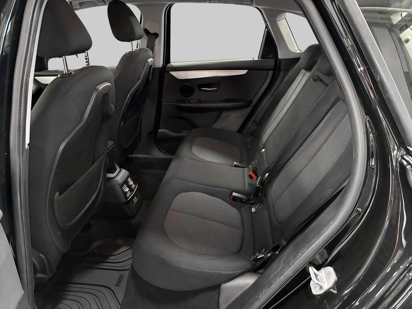 BMW 225 vaihtoauto