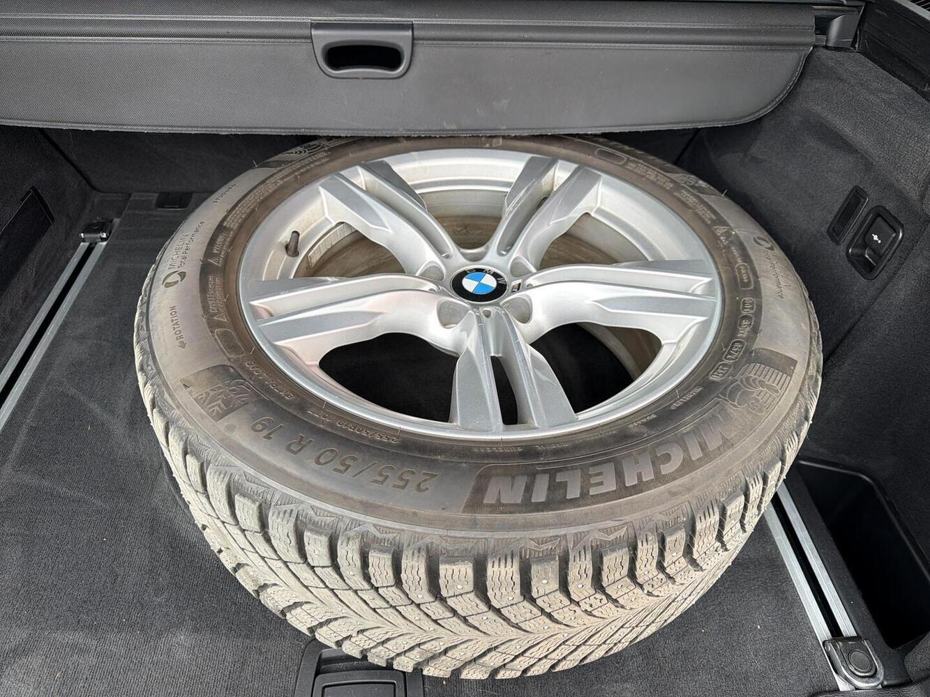 BMW X5 vaihtoauto